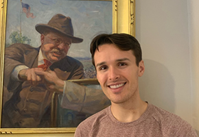 Bedford Fine Art Gallery Customers